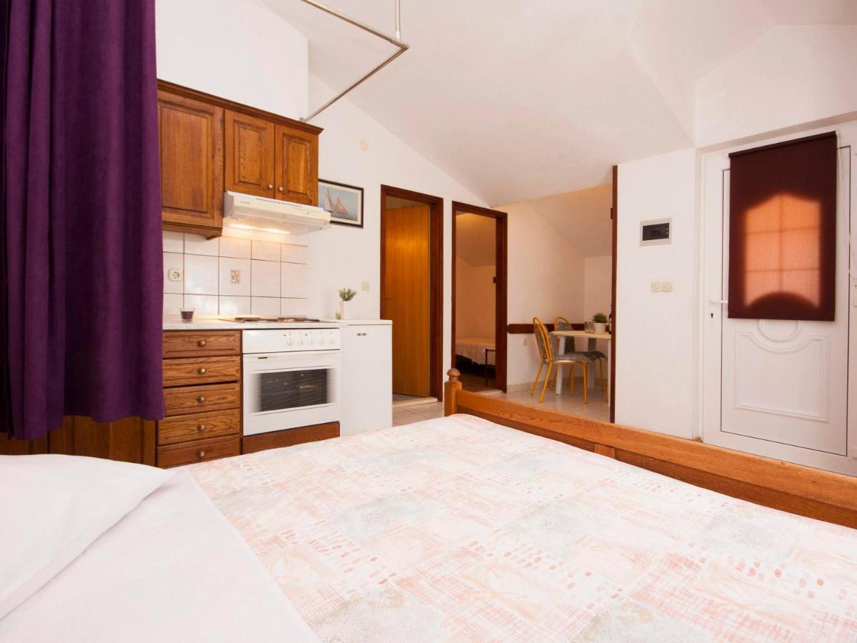 Apartments Skarpa 1601 โรกอซนิซา ภายนอก รูปภาพ