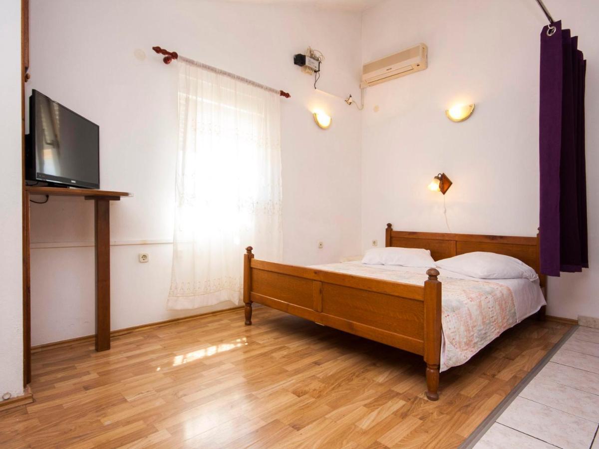 Apartments Skarpa 1601 โรกอซนิซา ภายนอก รูปภาพ