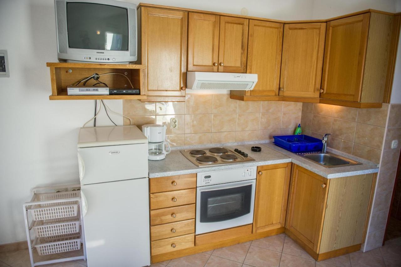 Apartments Skarpa 1601 โรกอซนิซา ภายนอก รูปภาพ