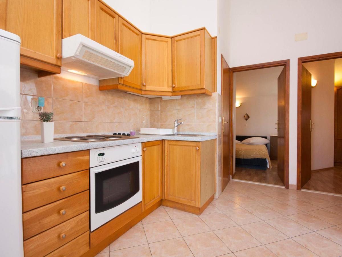 Apartments Skarpa 1601 โรกอซนิซา ภายนอก รูปภาพ