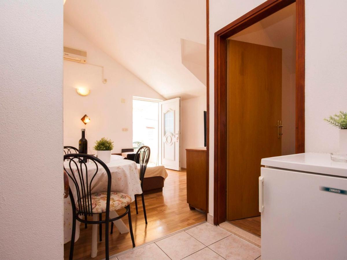 Apartments Skarpa 1601 โรกอซนิซา ภายนอก รูปภาพ