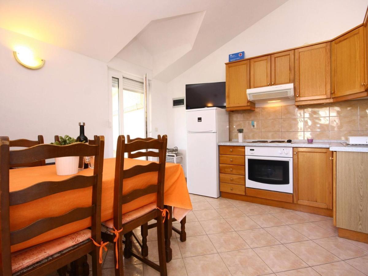 Apartments Skarpa 1601 โรกอซนิซา ภายนอก รูปภาพ